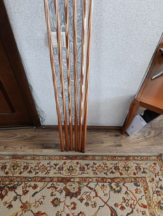 Бильярдные аксессуары.