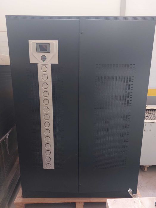 UPS (Quvvat saqlagich) Sotiladi!