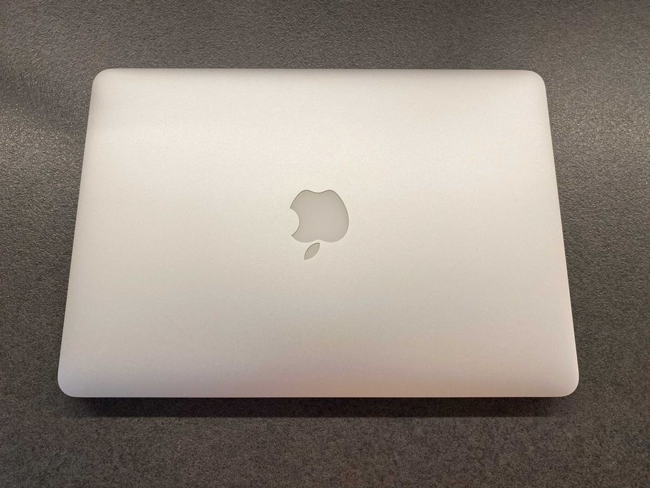MacBook Pro Retina 13", Late 2012, Model A1425, 8 GB RAM, i5 2,5 GHz