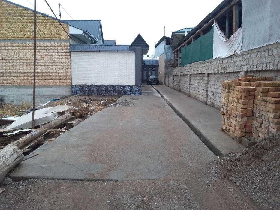 Янгийўл тумани Ленинизмда 2 соток участка сотилади