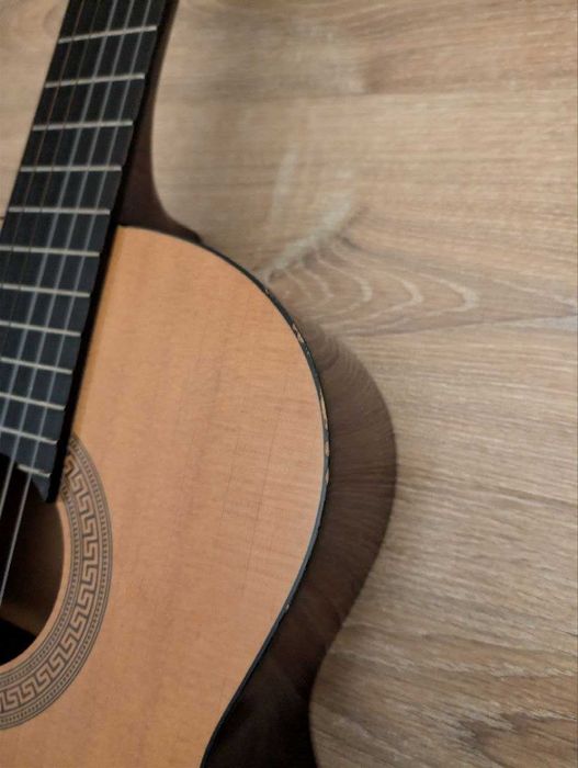 Продам гитару Hohner HC06