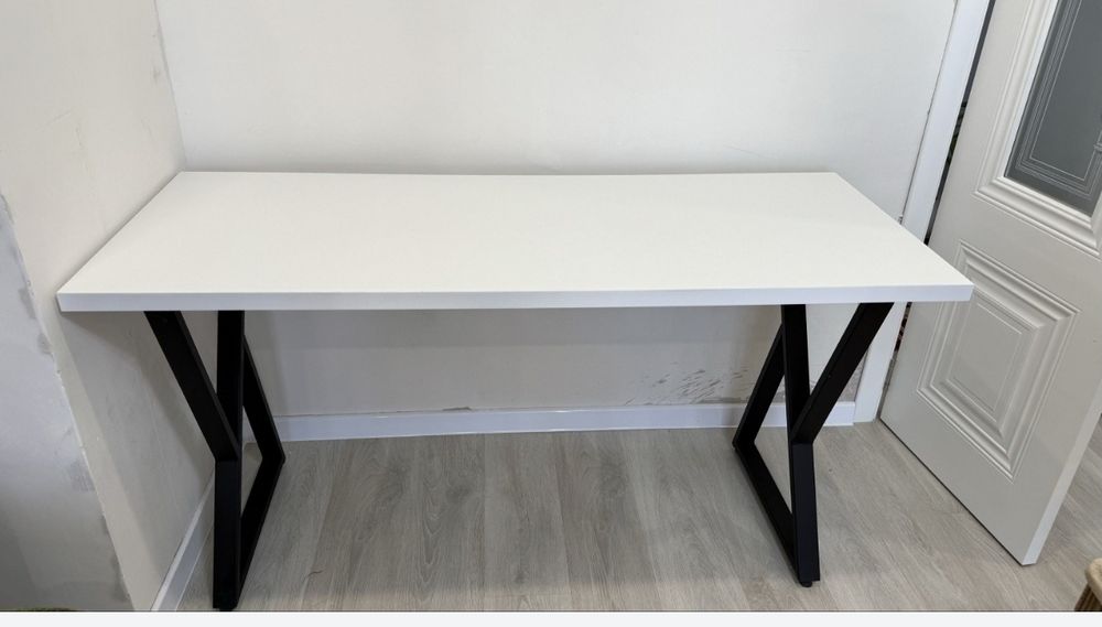 Продам стол большой в стиле лофт