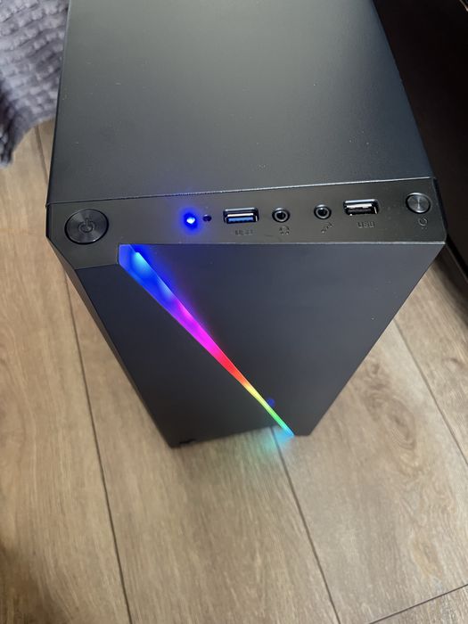 Компютърна конфигурация 16gb ram 256gb ssd