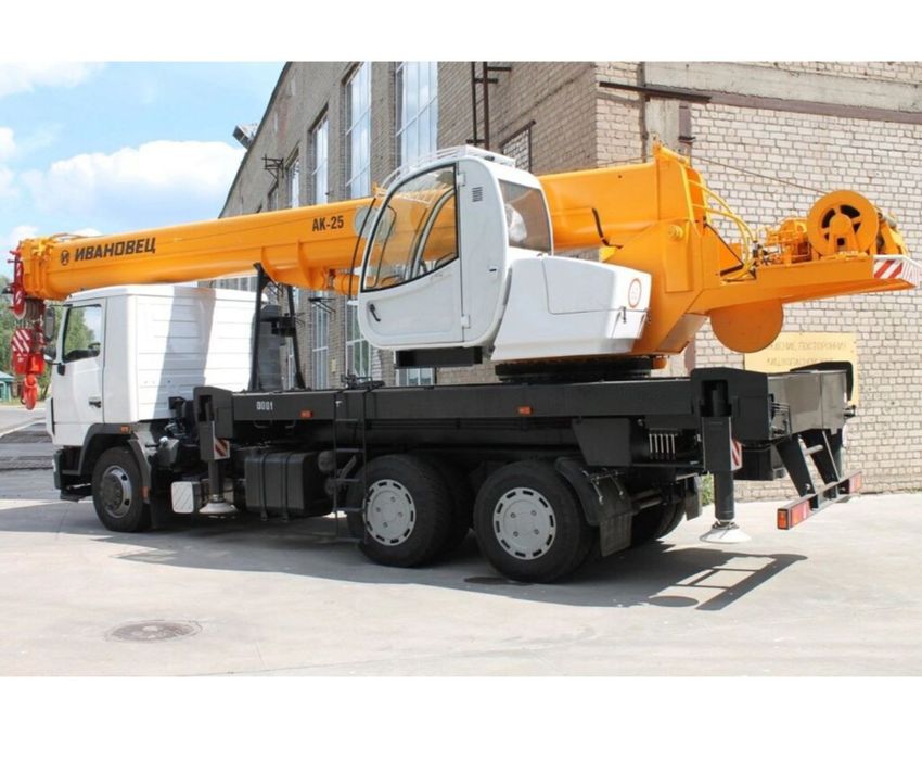 Автокран маз евро 25 тонн 31 метр