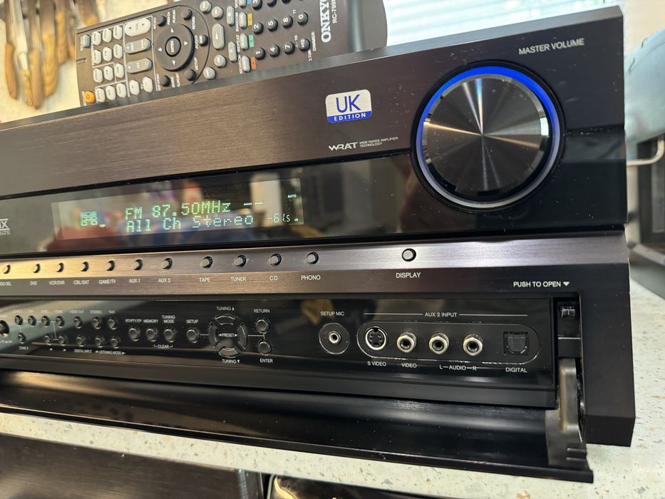 Onkyo TX-SR875 24 КГ Мощен ресивър