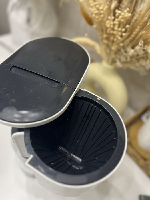 Кофеварка Braun.