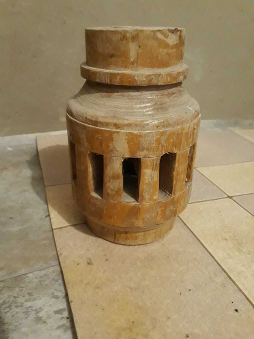 Продават се главини на каручка за декорация