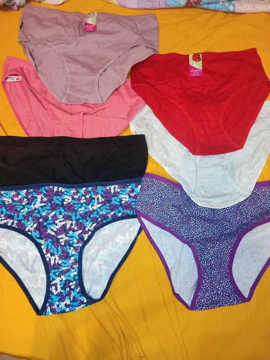 Бюстгальтер и труси