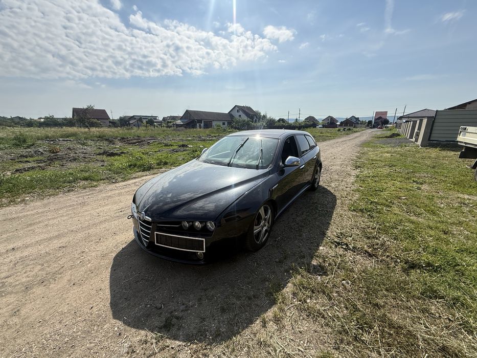 Dezmembrez Piese Alfa Romeo 159