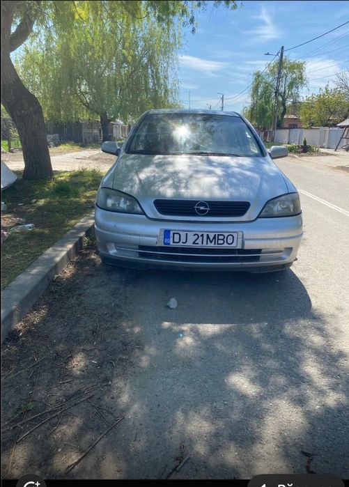 Opel Astra G berlină