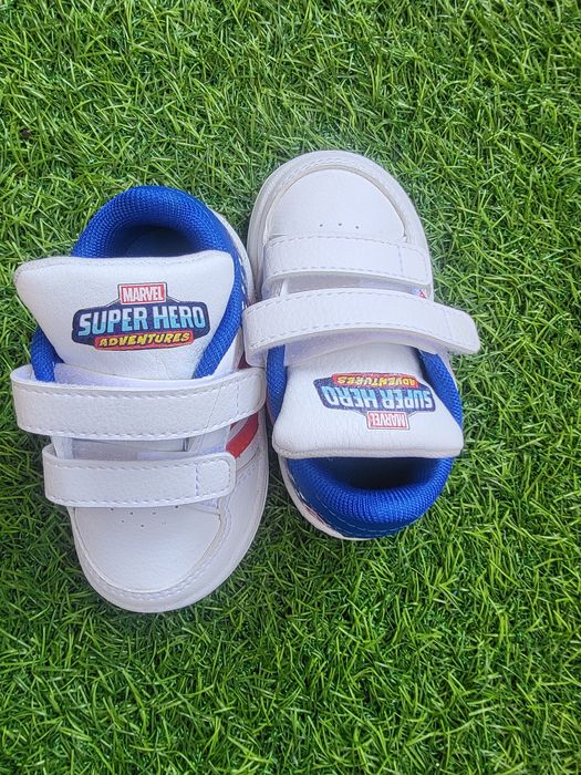 Обувки Adidas 19 номер