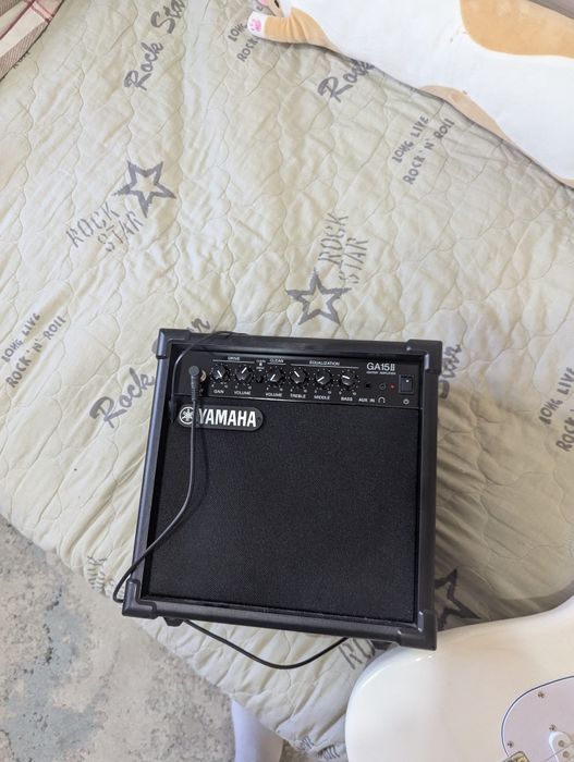 Продам новую гитару и комбик