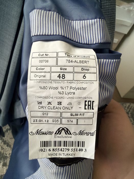 Продам костюм на выпускной