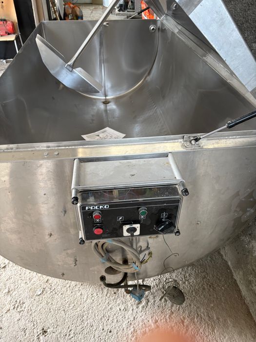 De vânzare – PASTEURIZADOR 1000L – inox – funcțional