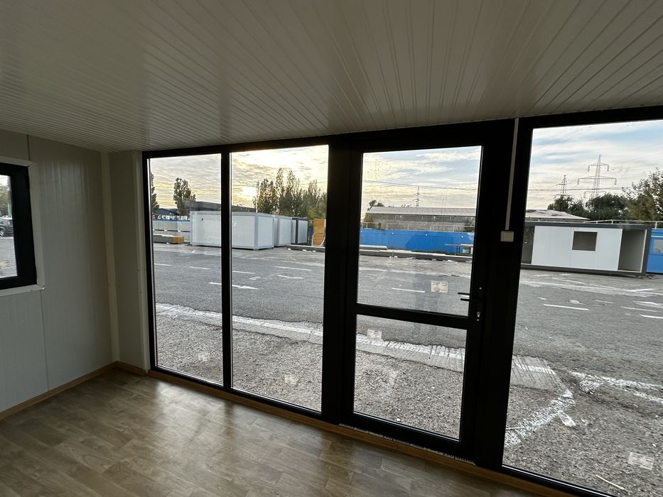 Container modular 2,40m x 6,00m. Container spatiu comercial.