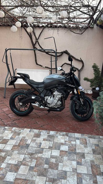 CF Moto 675 NK 600 km