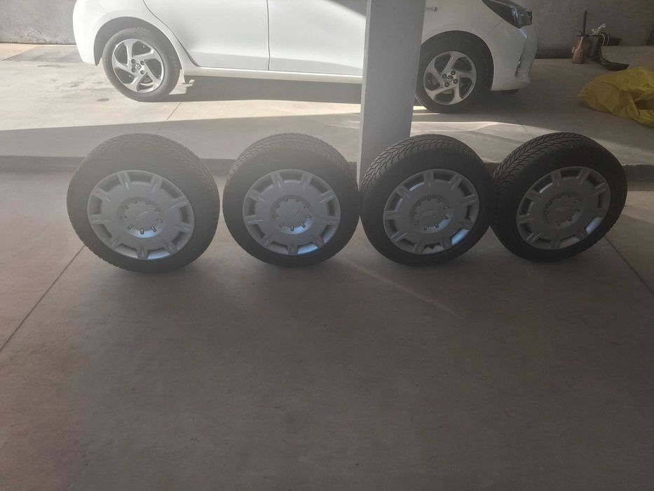 Зимни гуми със джанти 205/55/R16