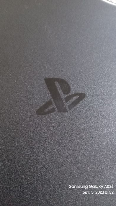 Продаётся PlayStation 4 slim 1 tb