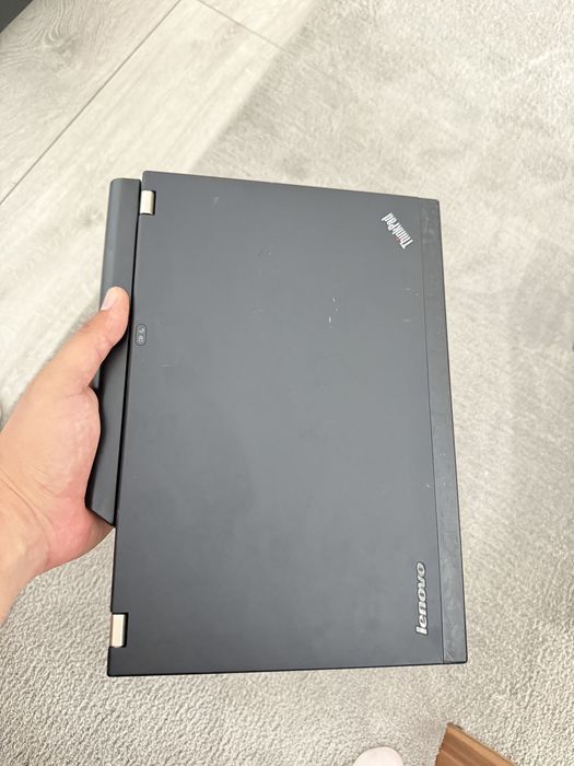 Thinkpad x230  intel core i7, 8 gb ram