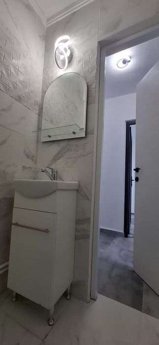 Garsonieră etaj 1
