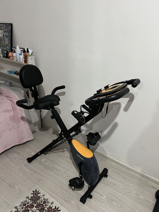 Велотренажер Genau вертикальный с эспандером