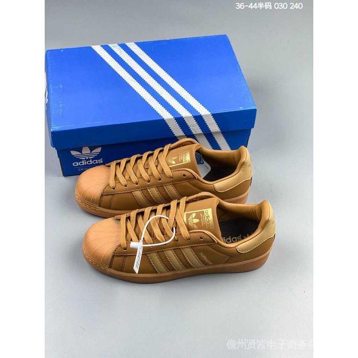 Оригинални мъжки обувки ADIDAS SUPERSTAR размери EU 40,42