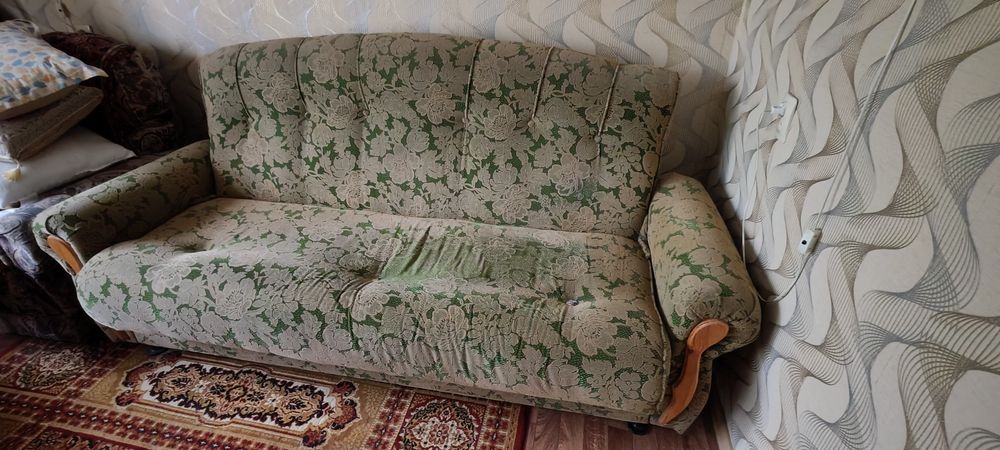 Продам диван-книжка