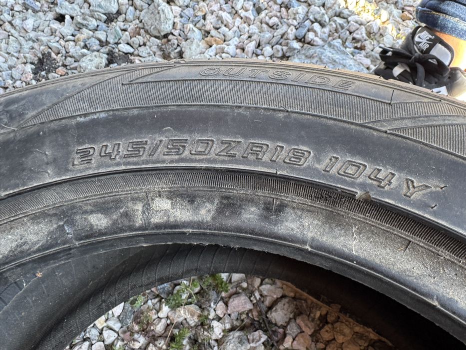 245 50 18 летни гуми Falken