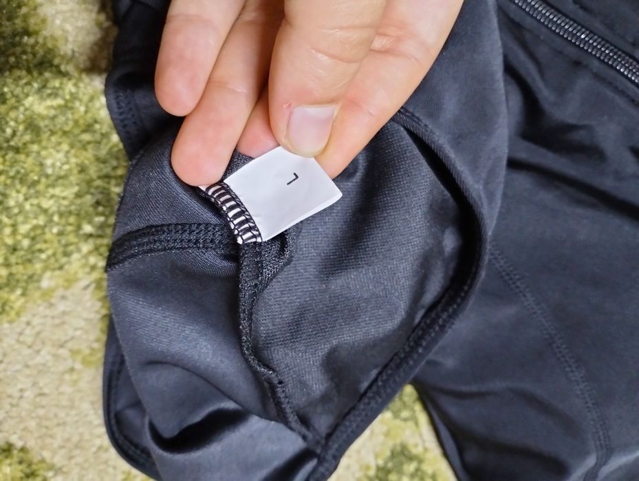 Купальник новый продам