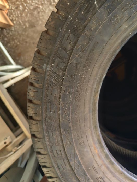 Зимни гуми за бус 235/65/16C