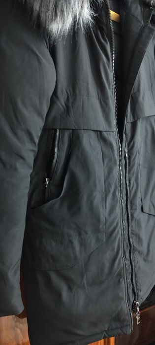 Куртка в хорошем состоянии отдам дёшево