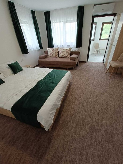 Vand/schimb Casa Vila Pensiune Noua 400 mp Baile 1 Mai Baile Felix