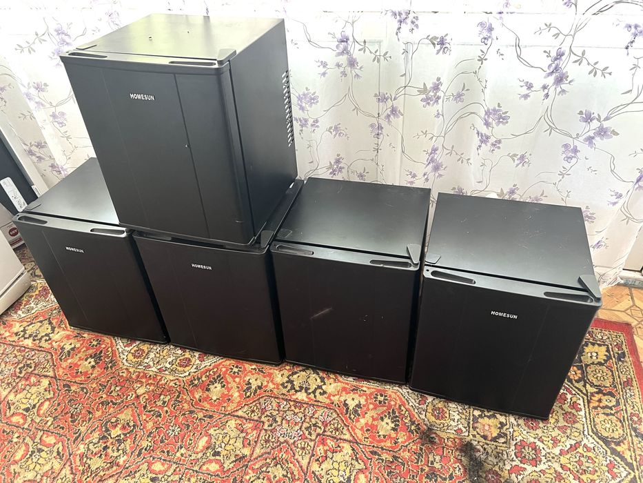 Продам Холодильник Мини Бар