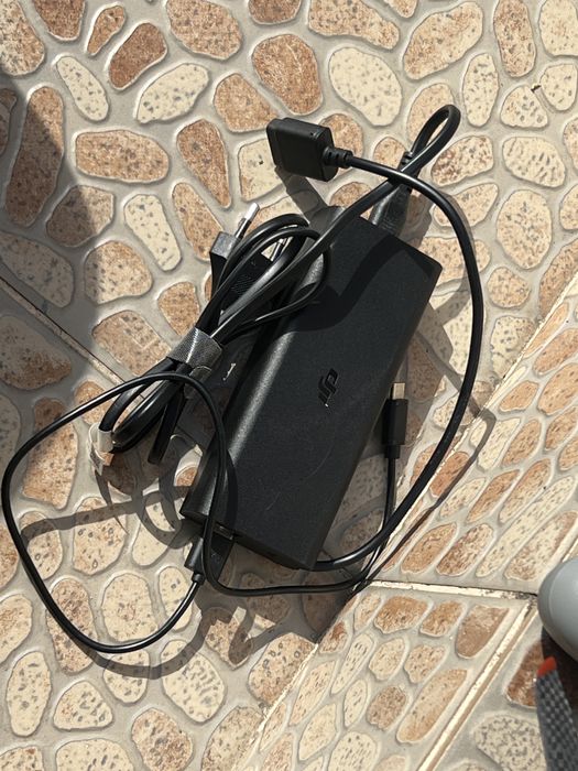 DJI FPV Combo (au ramas drona, incarcator si cutia) sau dezmembrez