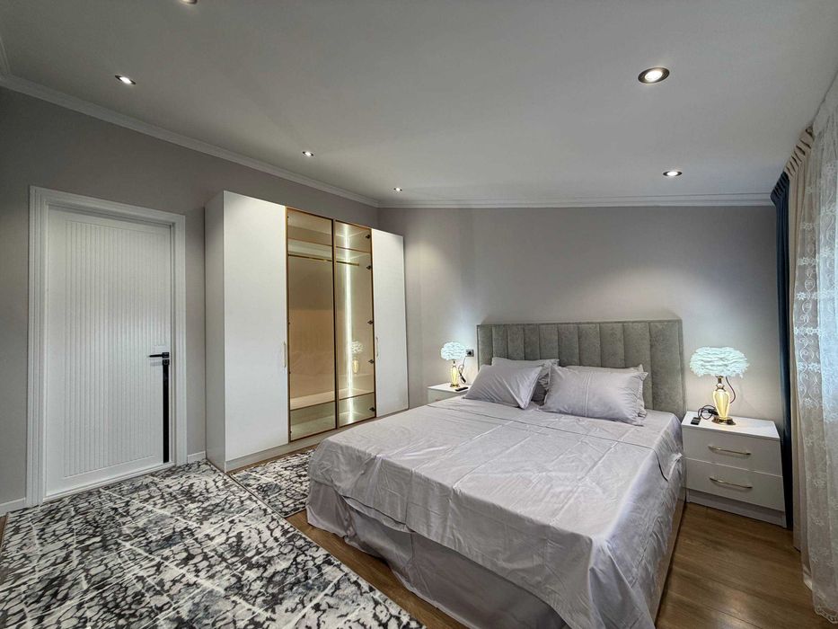 №4795 Продается квартира мансарда с евро ремонтом 3х ком 93кв