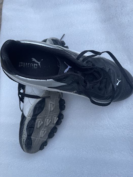 Ghete de fotbal cu crampoane Puma ( 38 )