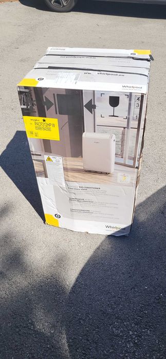 Чисто нов в кашон Мобилен климатик Whirlpool 12000BTU отопление/охлаждане