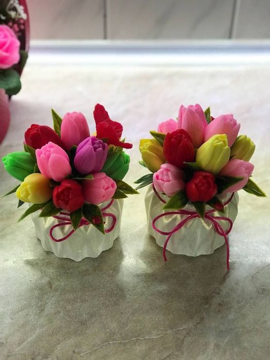 Sovunli va suniy gullar tayyorlari bor hidi bomba