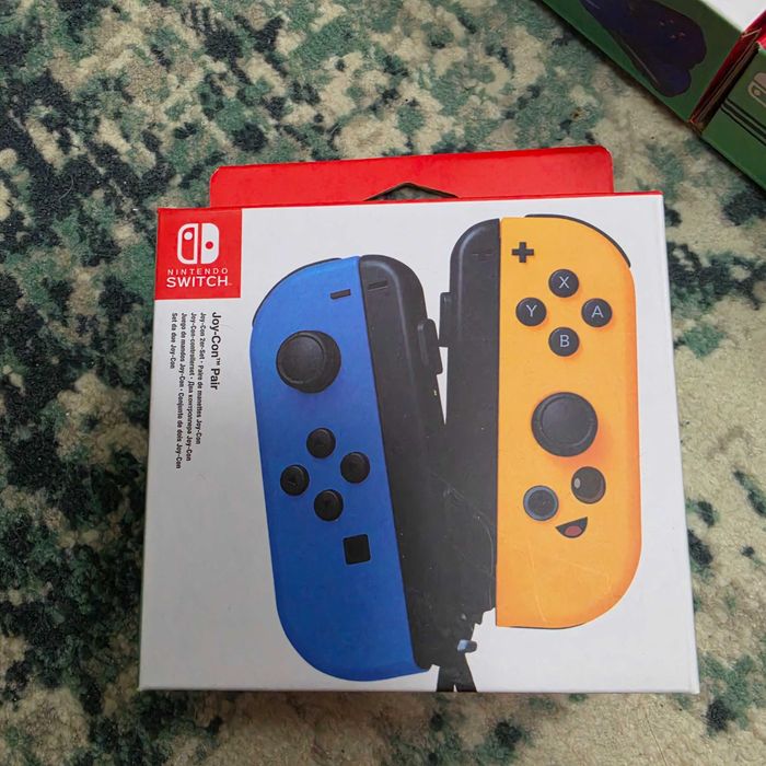 Set Controllere Nintendo Switch Joy-Con - Editia Dragon Quest