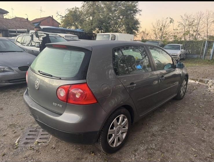 Vand golf 5  automat