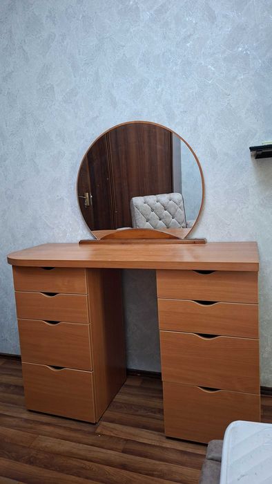 Продаёться б/у мебель срочно в отличном состоянии