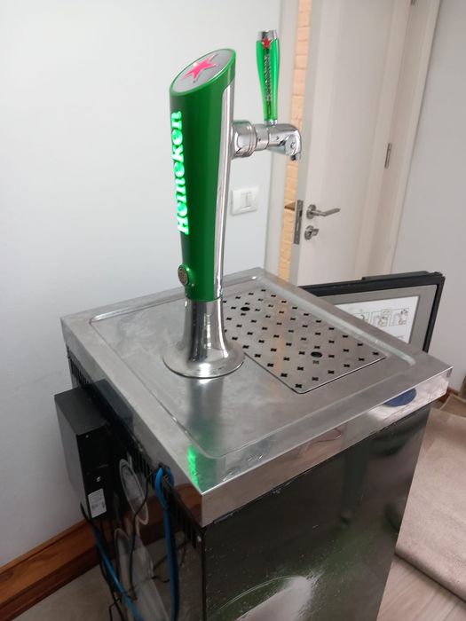 Dozator de bere+bonus un butoi de bere