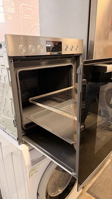 Фурна за вграждане Bosch-Бош 71 л Series 6 3D горещ въздух HEB513BS0