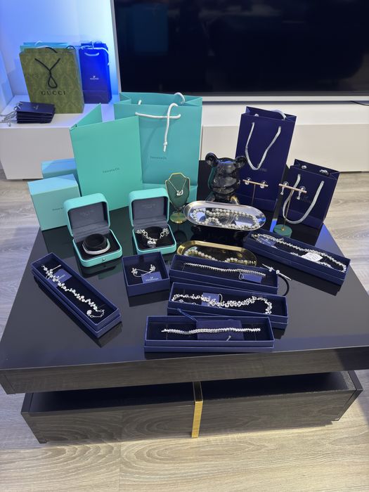 Set Swarovski Constella colier-bratara-cercei VIDEO whatsap