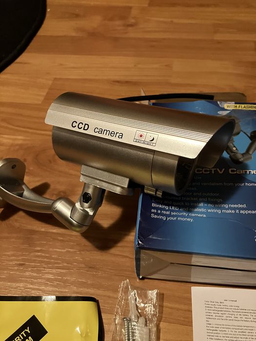 NOUA Camera supraveghere FALSA cu bec led