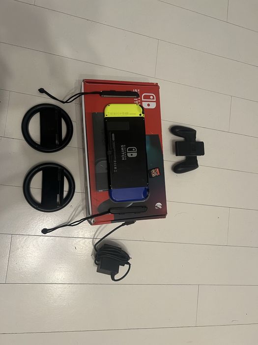 Nintendo switch  cu multe jocuri