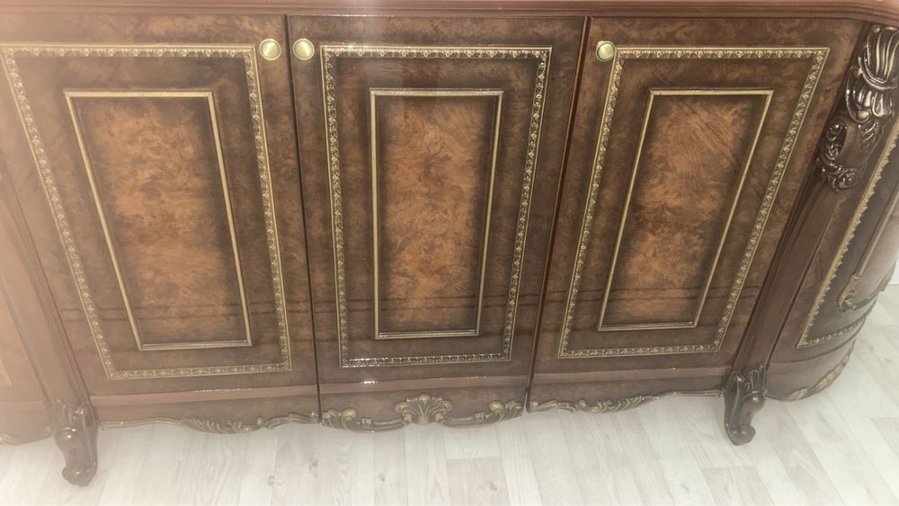 Мебель сервант хорошего качества