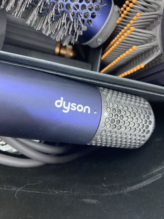 Стайлер Dyson HS05 (ТМ79)