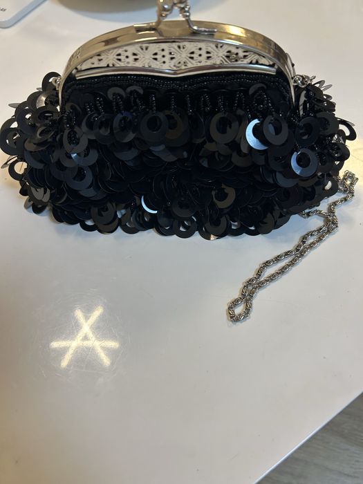 Черна ретро чантичка