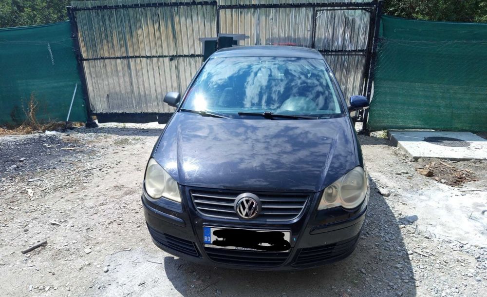 VOLKSWAGEN Polo 2005